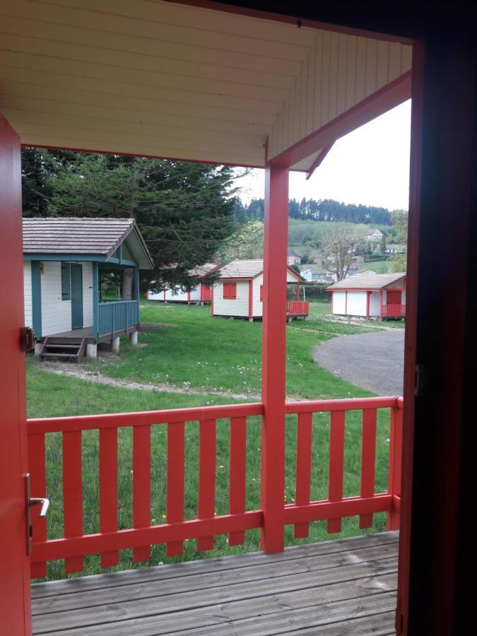 Camping Les Feuilles Chauffailles Exterior photo