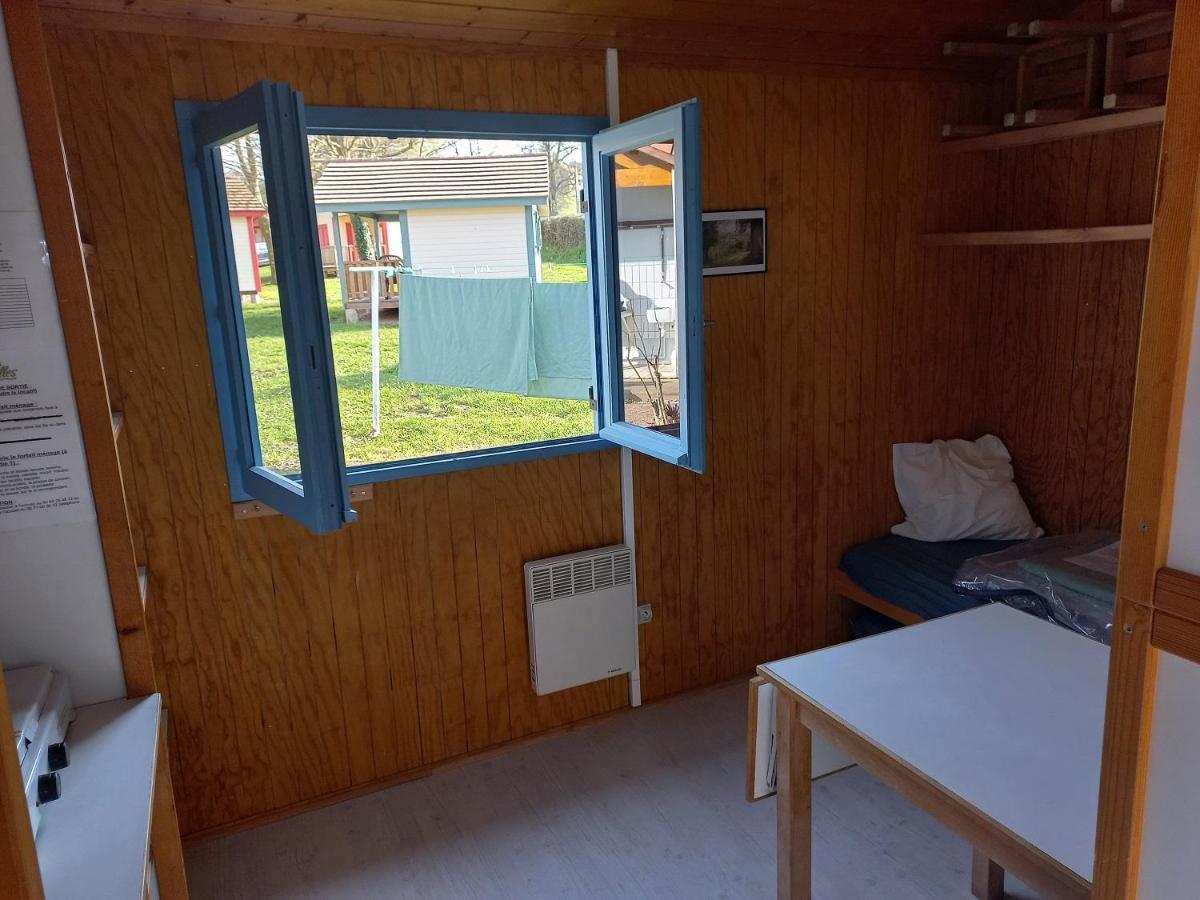 Camping Les Feuilles Chauffailles Exterior photo