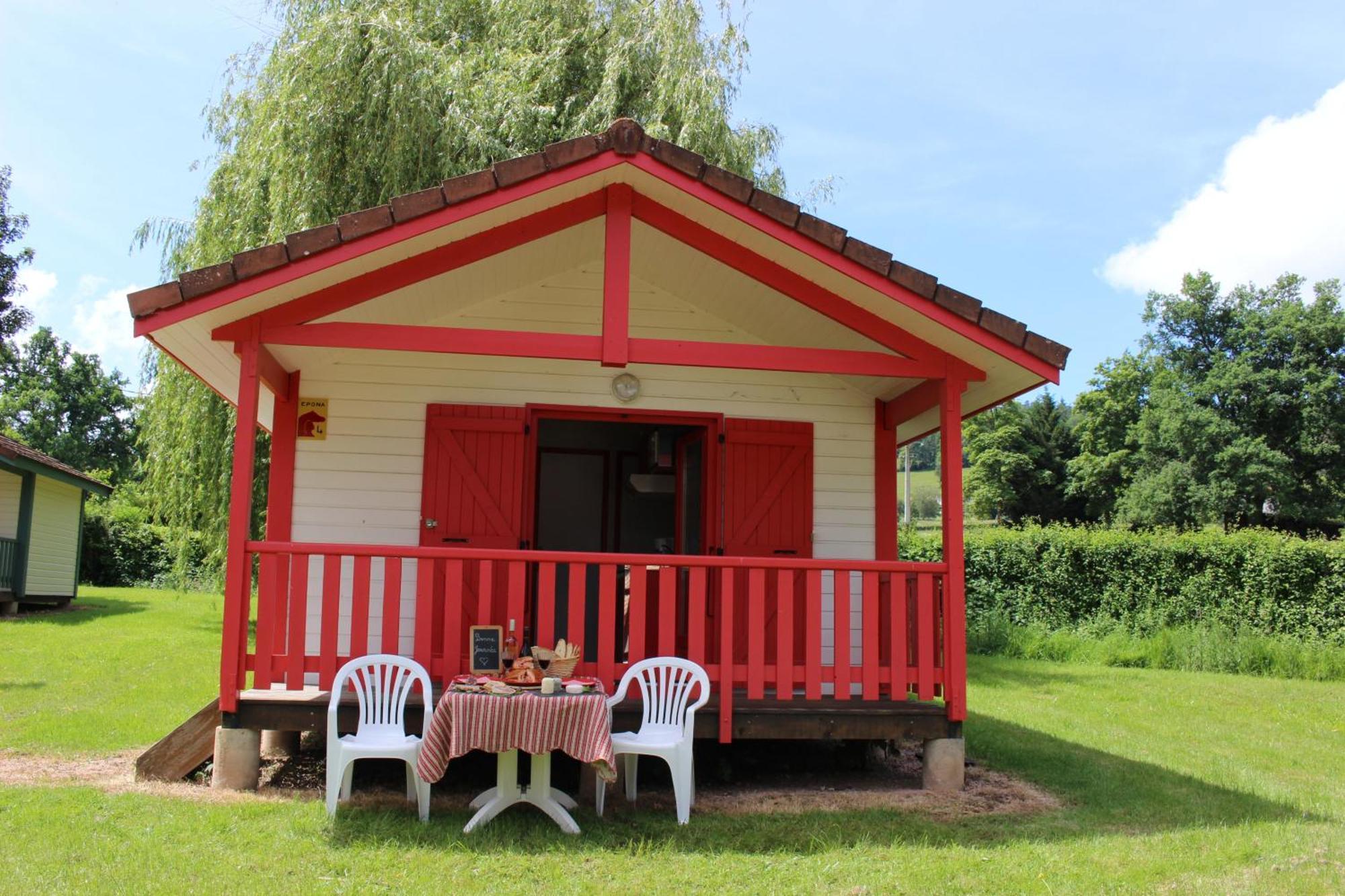 Camping Les Feuilles Chauffailles Exterior photo